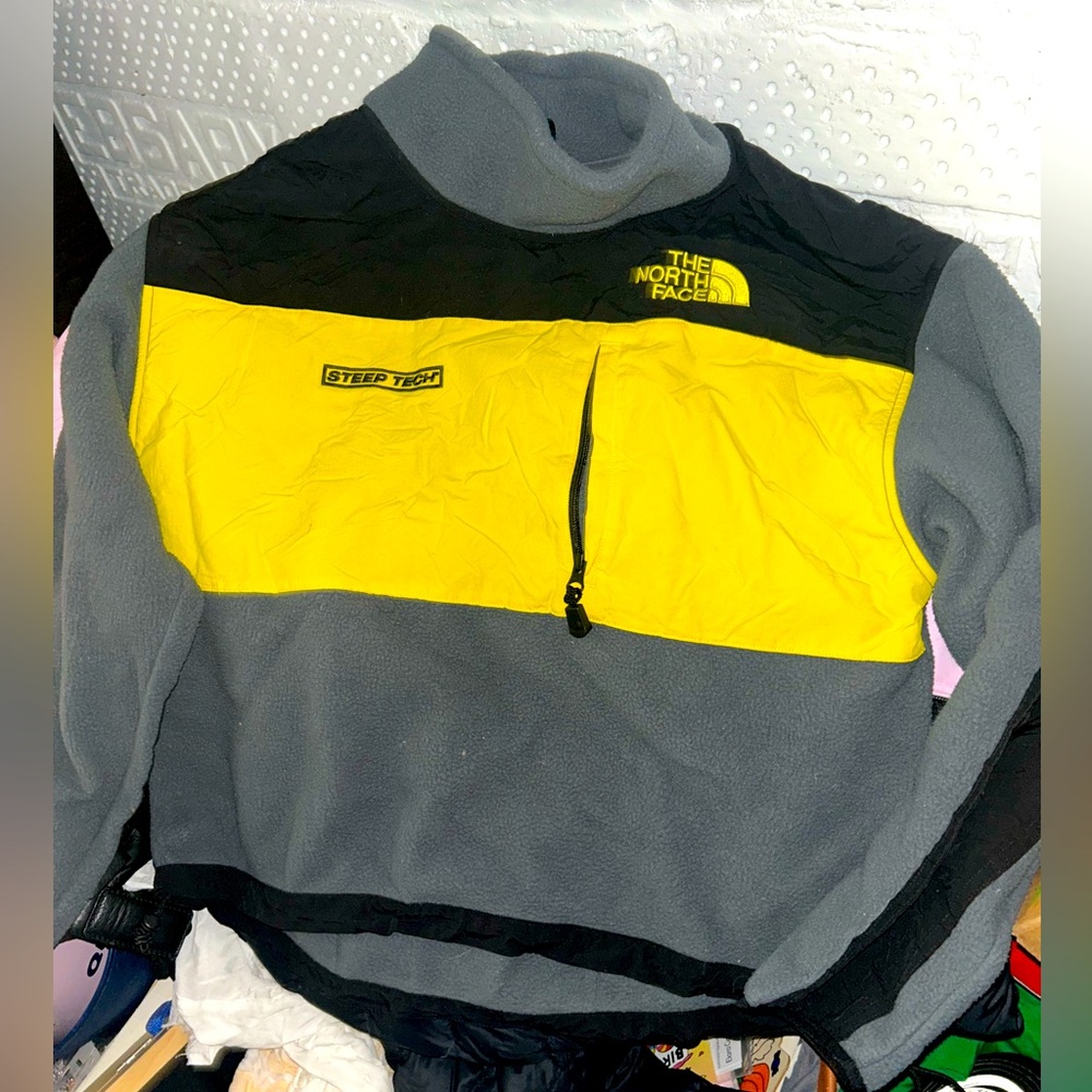 North Face Tech step sweater/jacket